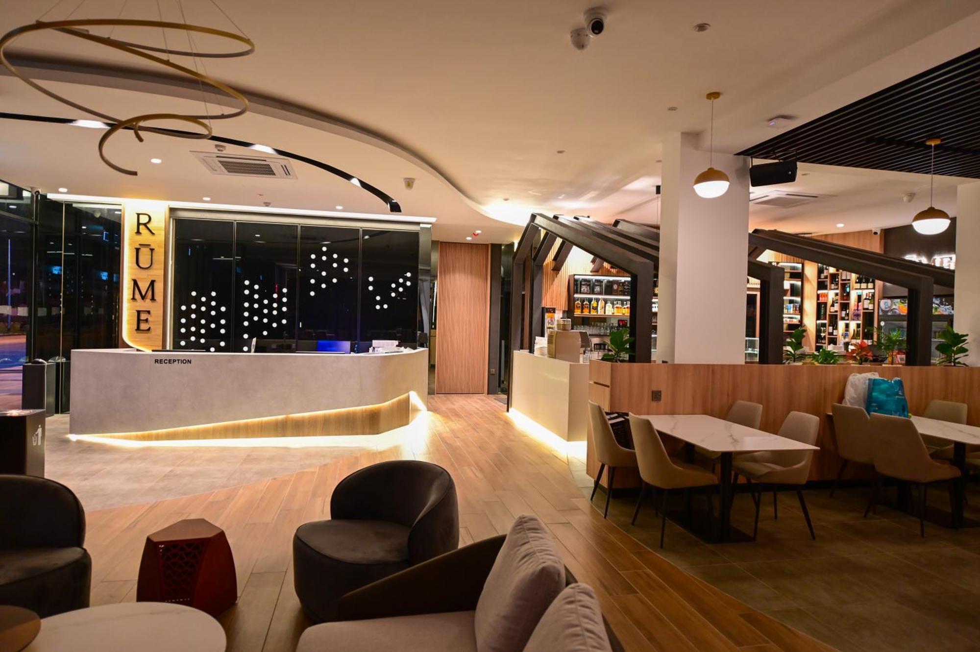 Rume Hotel Kuching Exterior foto